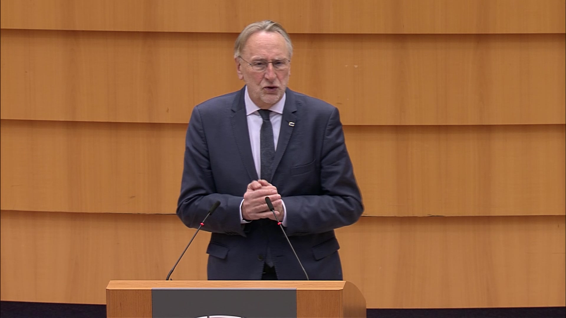 EU-US trade deal: opening statements by Bernd LANGE, Rapporteur, Valdis DOMBROVSKIS, European Commissioner, Danuše NERUDOVÁ (EPP, CS), Sandra GÓMEZ LÓPEZ (S&D, ES), and Veronika VRECIONOVÁ (ECR, CS)